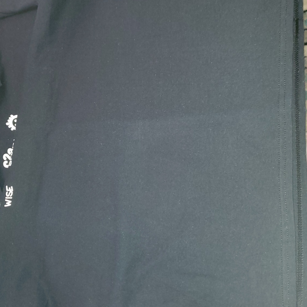 NWOT - Size 2X - Black W/white Graphic T-Shirt. - Picture 5 of 5